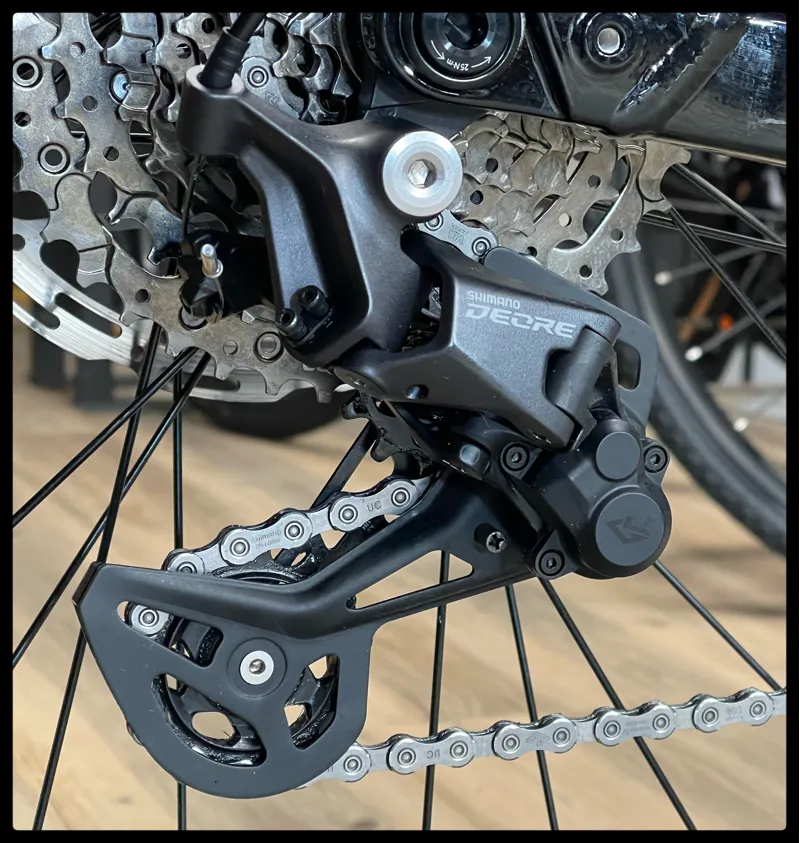 Liv Embolden E+ 2 625 25km/h Large Cosmos Navy 2023-9